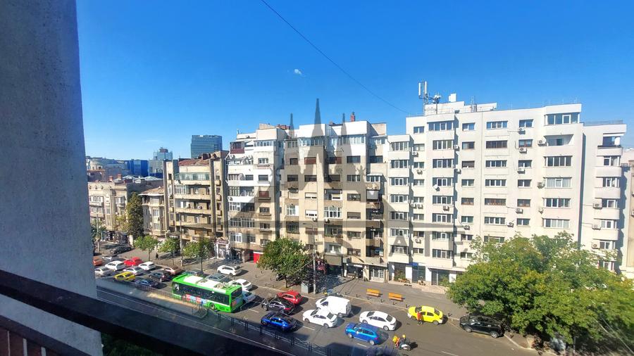 Apartament cu 2 camere decomandat în Moșilor