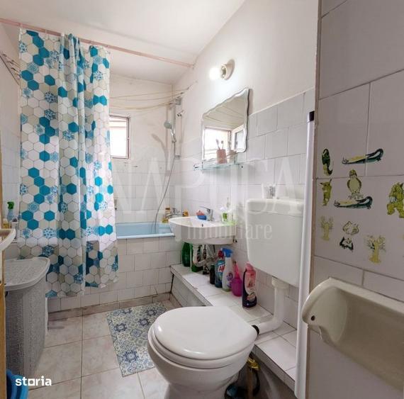 Apartament cu 3 camere decomandat în Iosia