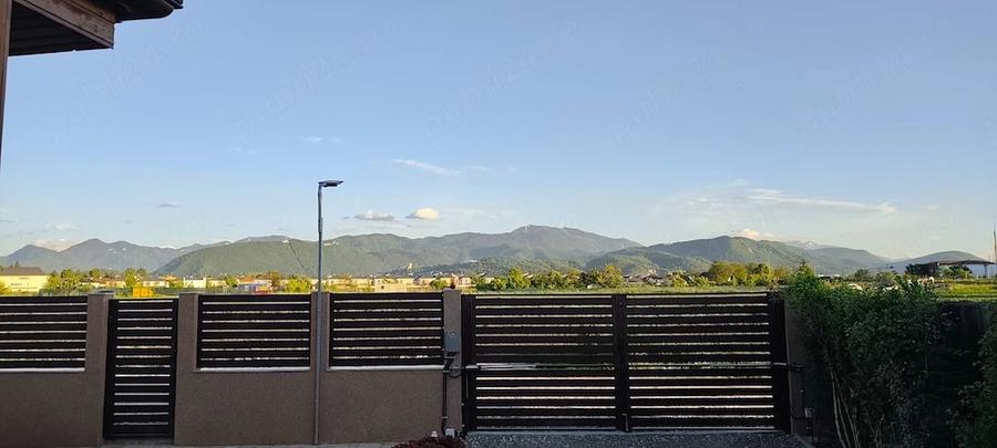 Casă cu Teren 627 Mp în Bartolomeu