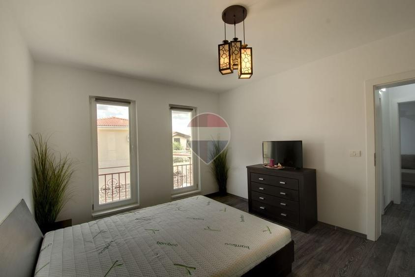Apartament cu 3 camere decomandat în Braytim