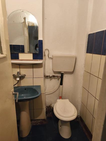 Apartament cu 2 camere nedecomandat în Central