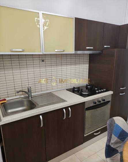 Apartament cu 2 camere decomandat, mobilat în Vitan