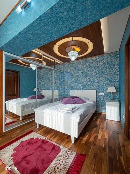 Apartament cu 4 camere în P-ța Unirii