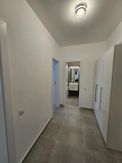 Apartament cu 2 camere decomandat, mobilat în Parcul Carol