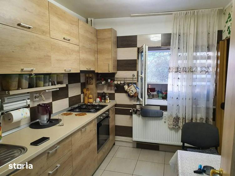 13 Septembrie, Sebastian, Novaci, 77 mp, bloc 1989 - 12