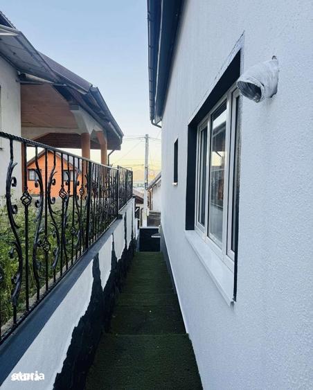 Casă cu 5 camere cu Teren 300 Mp în Codlea
