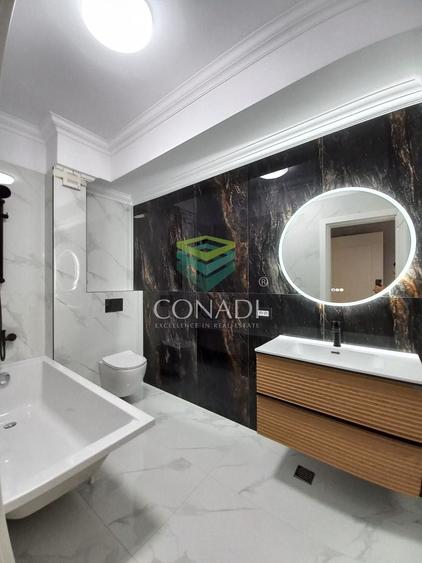 Apartament cu 3 camere decomandat în Băneasa