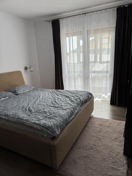Apartament cu 3 camere decomandat, mobilat în Valea Lupului