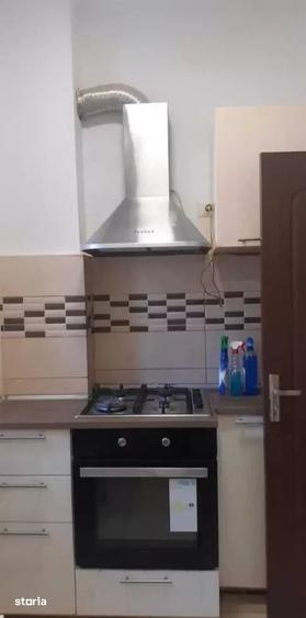 Apartament cu 3 camere în Centrul Civic