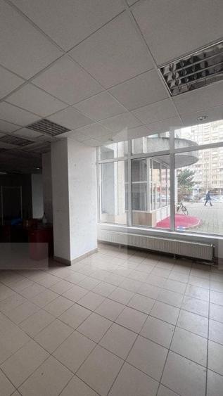 Spațiu comercial, de 95 mp, în Mărăști