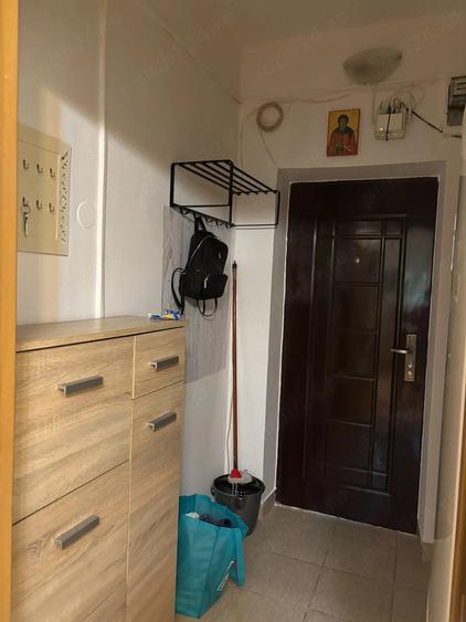 Garsonieră semidecomandată în CET