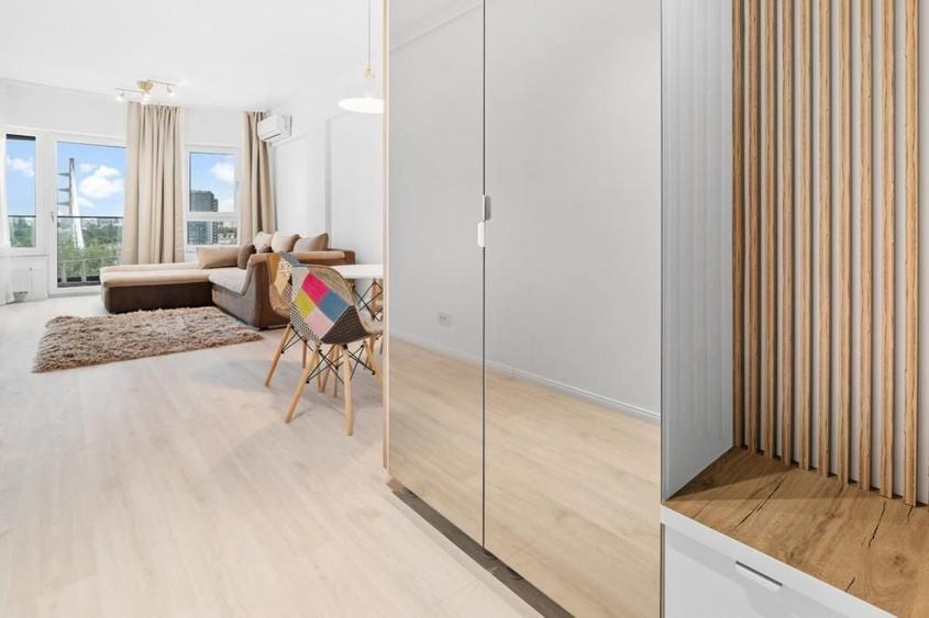 Apartament cu 2 camere decomandat, mobilat în Regie
