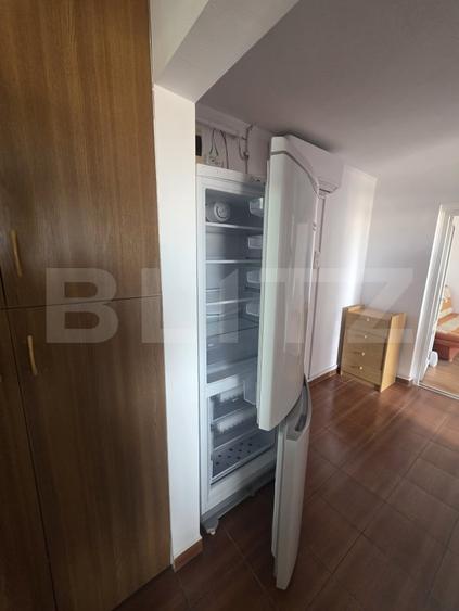Apartament cu 2 camere decomandat, mobilat în Florilor