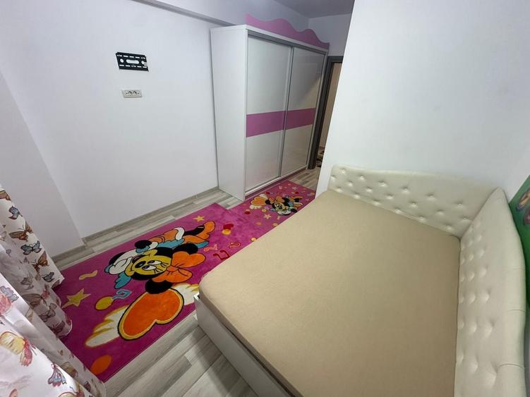 Apartament cu 3 camere decomandat, mobilat în Fundeni