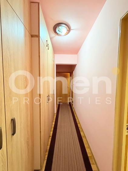 Apartament cu 3 camere semidecomandat, mobilat în Săsar