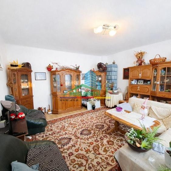 Casă cu 5 camere cu Teren 880 Mp în Ultracentral
