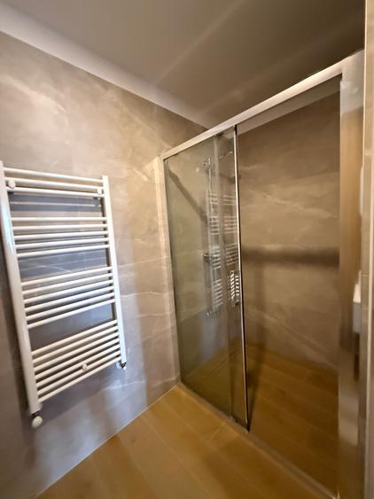 Apartament de Inchiriat 3 camere - 6