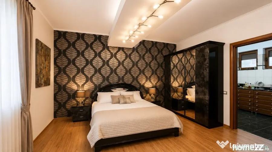 Casă cu 5 camere cu Teren 482 Mp în Sisești