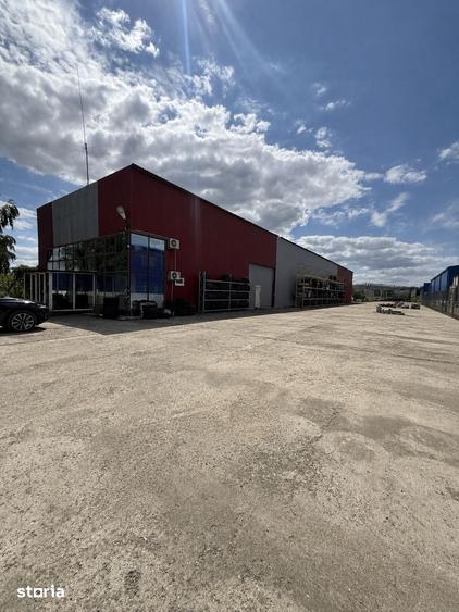 Spațiu comercial, de 933 mp, în Letea Veche