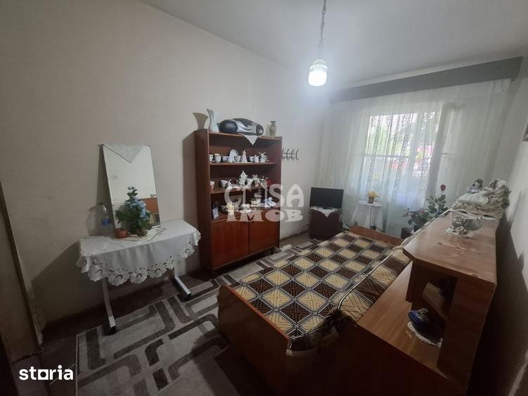 Apartament cu 2 camere în Micro 8