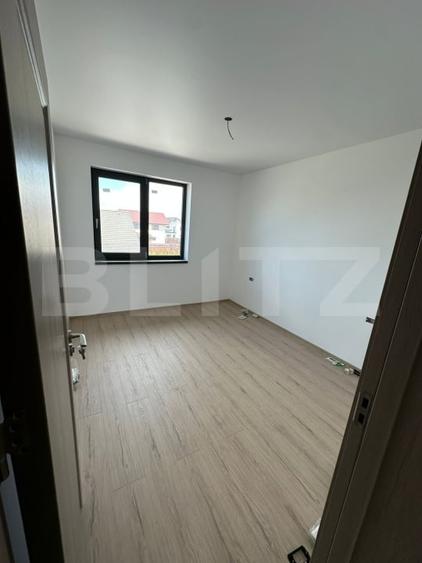 Duplex cu 5 camere cu Teren 220 Mp în Tărlungeni