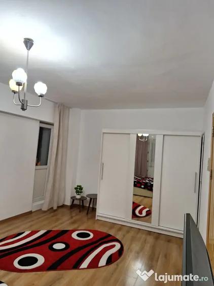 Garsonieră decomandată în Brazda lui Novac