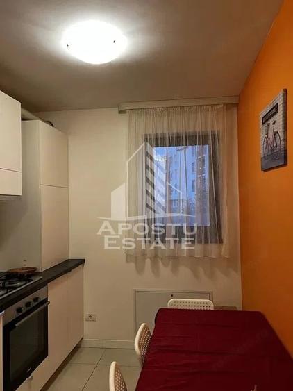 Garsonieră semidecomandată în Girocului