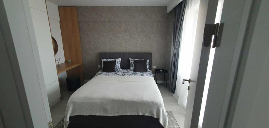 Apartament cu 2 camere decomandat în Chitila
