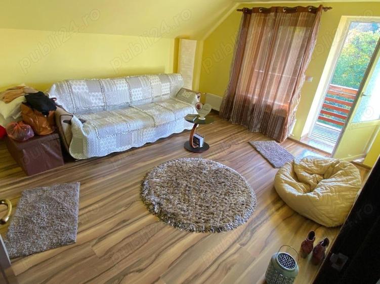 Casă cu 5 camere cu Teren 400 Mp în Gherla