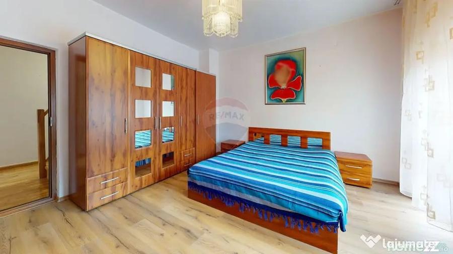 Casă cu 7 camere cu Teren 286 Mp în Platoul Izvor