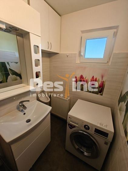 Apartament cu 3 camere decomandat, mobilat în Central
