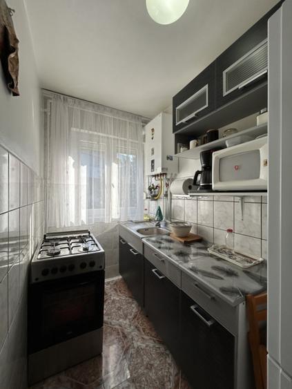 Apartament cu 2 camere nedecomandat, mobilat în Girocului