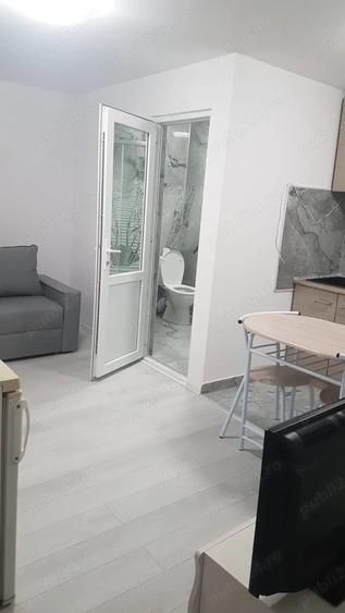 Garsonieră decomandată în Craiter