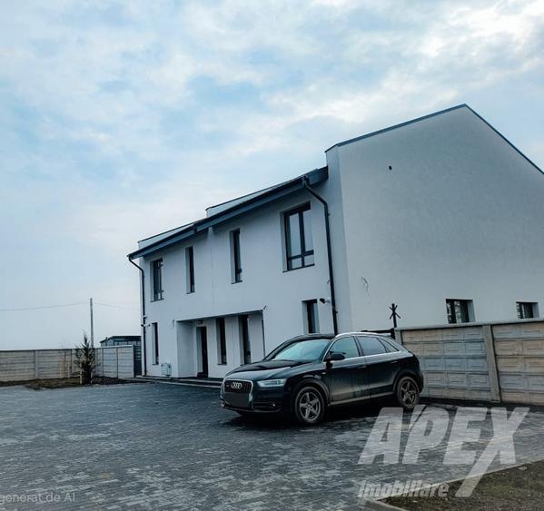 Duplex cu 3 camere cu Canalizare în Central