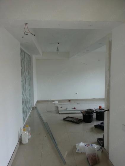 Casă cu 5 camere cu Teren 336 Mp în Central