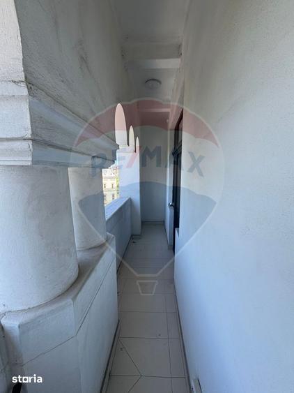 Apartament cu 2 camere semidecomandat în Central