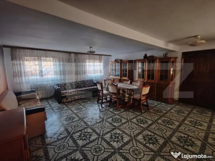 Casă cu 7 camere cu Teren 1108 Mp în Burdujeni