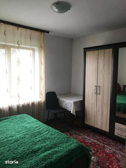 Casă cu 6 camere cu Teren 2559 Mp în Peștișani