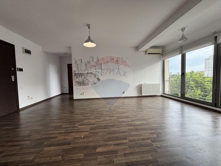 Apartament cu 2 camere decomandat în Periferie
