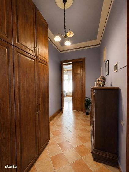 Apartament cu 3 camere în Central
