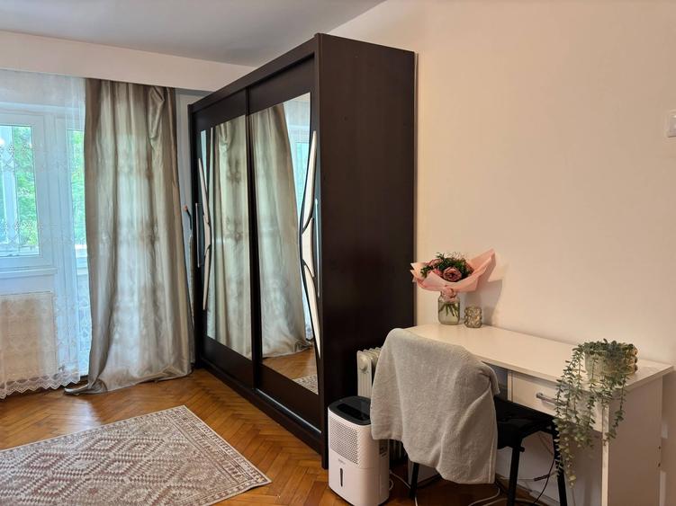Apartament cu 2 camere decomandat în Zorilor