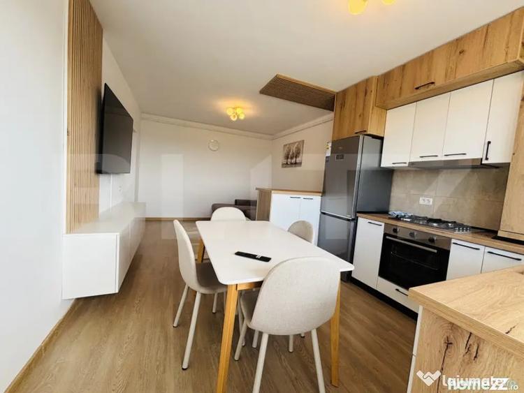 Apartament cu 2 camere decomandat în Sânpetru