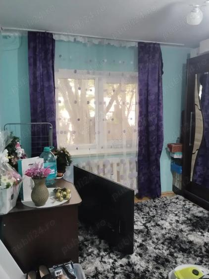 Apartament cu 3 camere decomandat în Rădăuți
