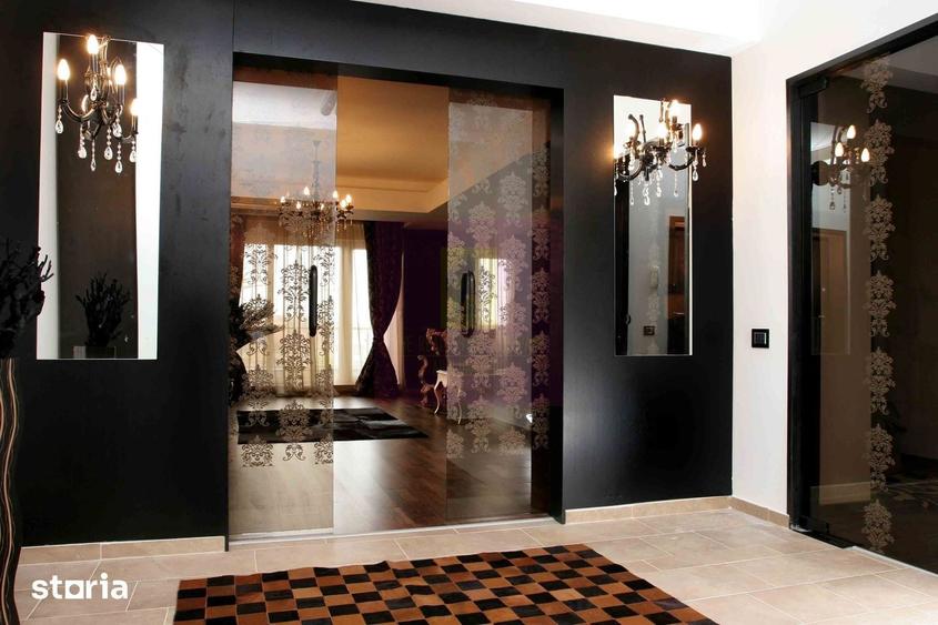 Apartament cu 3 camere decomandat în Herăstrău