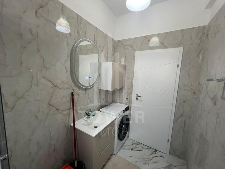Apartament cu 2 camere semidecomandat, mobilat în Șelimbăr