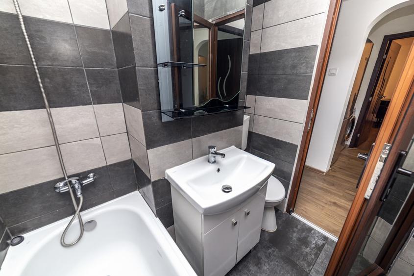 Apartament cu 2 camere decomandat, mobilat în Militari