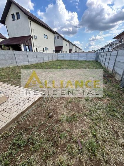 Casă individuală cu 4 camere cu Canalizare în Central