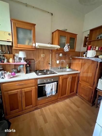 Apartament cu 3 camere în Schei