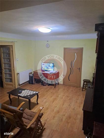 Apartament cu 2 camere semidecomandat în Primăverii