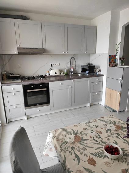 Apartament cu 4 camere decomandat în Ampoi 3